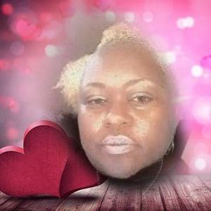 Meet your Posher, Yolanda